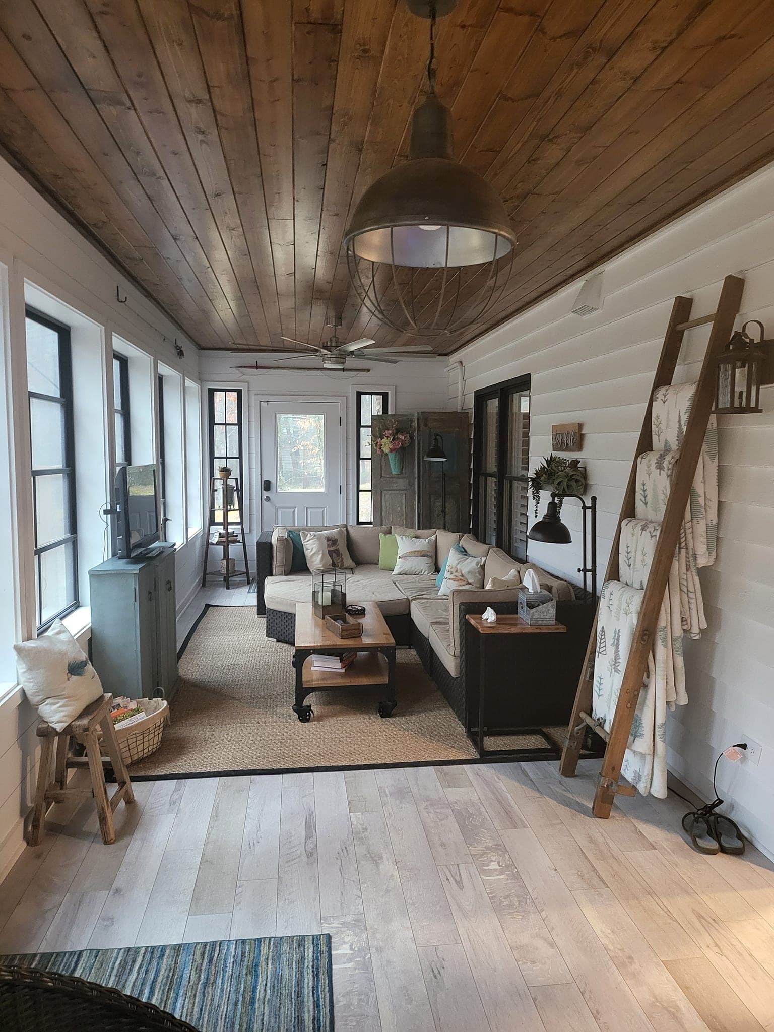 Four-Season Mountain Retreat & Sunroom Addition — photo 2