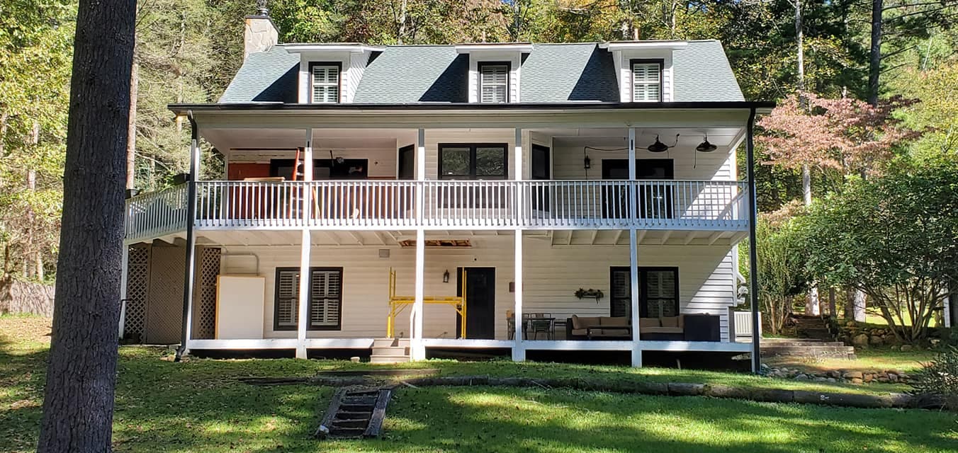 Four-Season Mountain Retreat & Sunroom Addition — photo 5